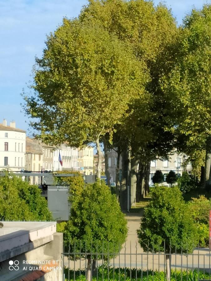 Le 9 De Cour, Chambre Chaco Каркасон Екстериор снимка