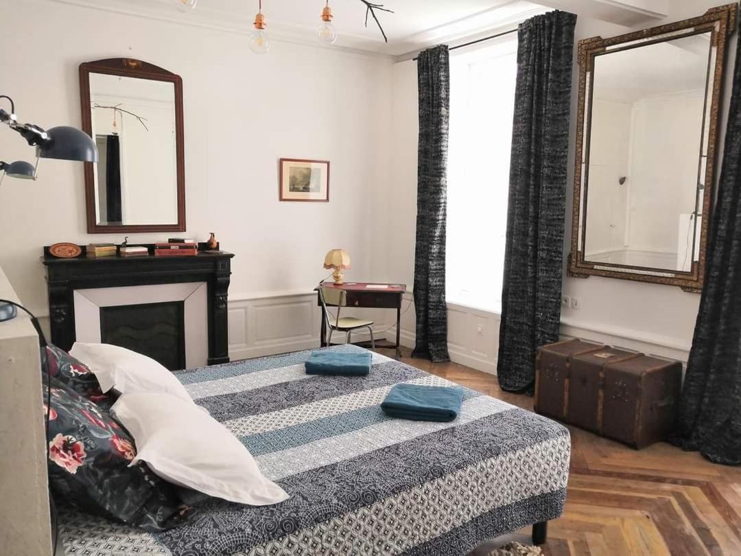 Le 9 De Cour, Chambre Chaco Каркасон Екстериор снимка