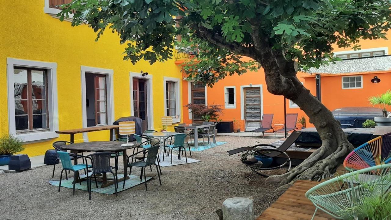 Le 9 De Cour, Chambre Chaco Каркасон Екстериор снимка